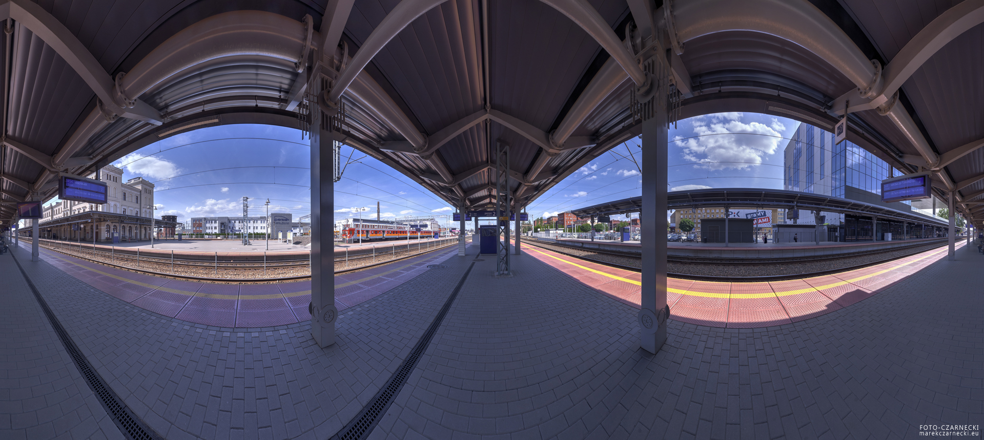 Dworzec-BDG_9068_69_70_Panorama